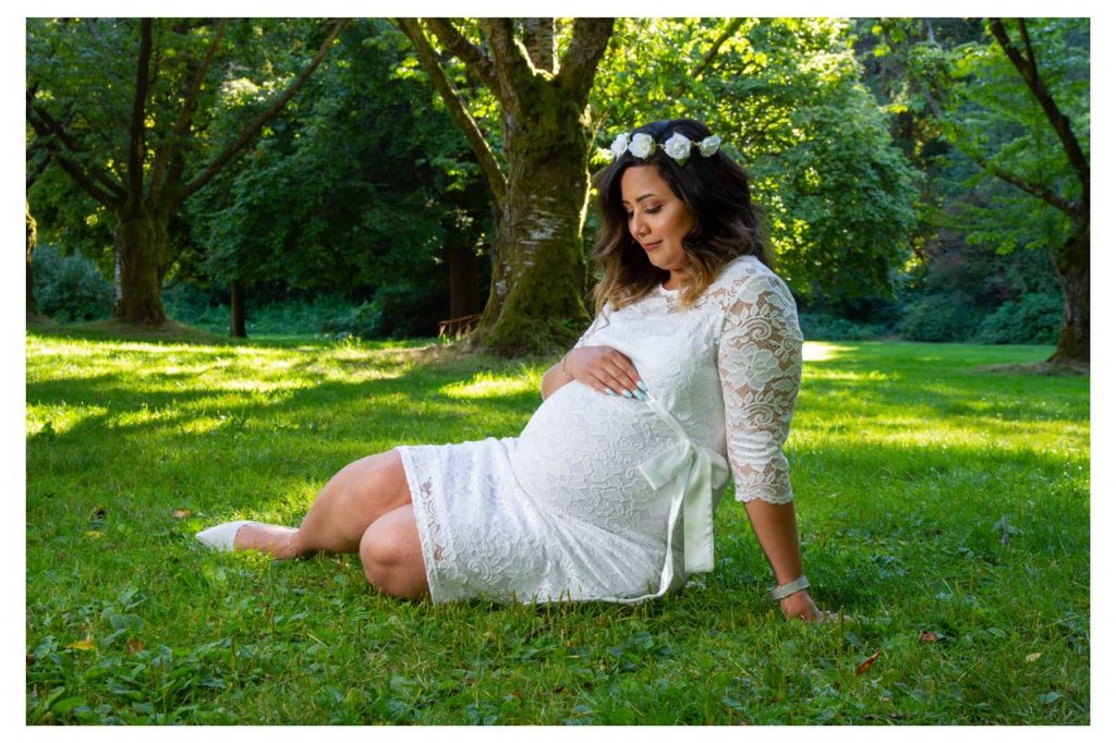 Maternity hair and makeup styling by YesMona Beauty — Vancouver